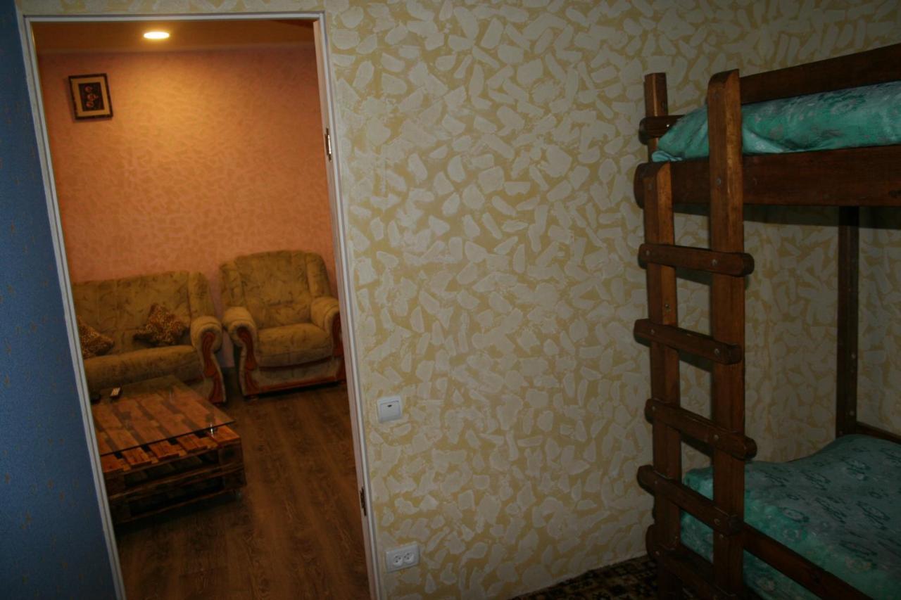 Guest House Nima Боржоми Екстериор снимка